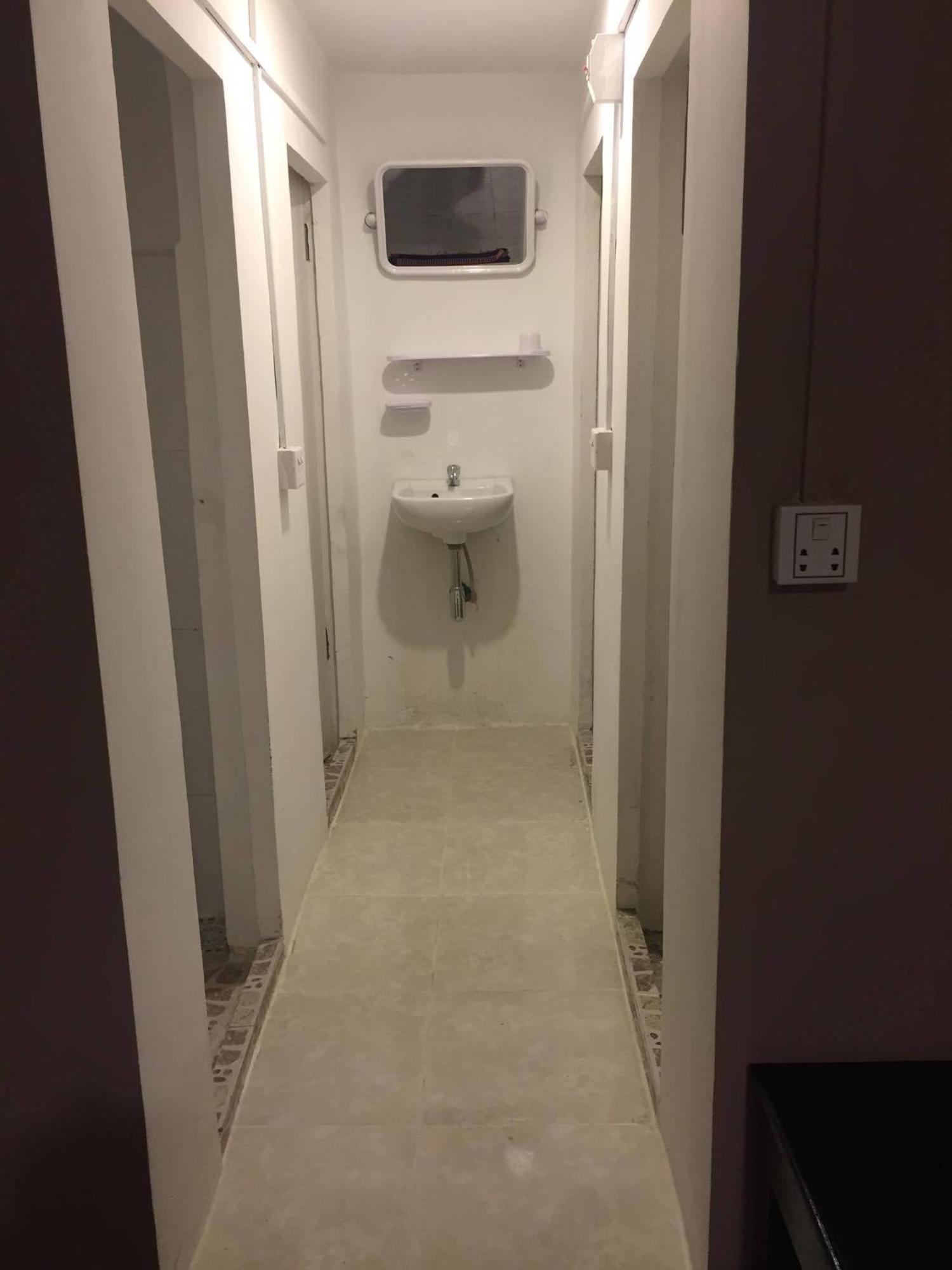 The Happy House Hostel Phnom Penh Ngoại thất bức ảnh