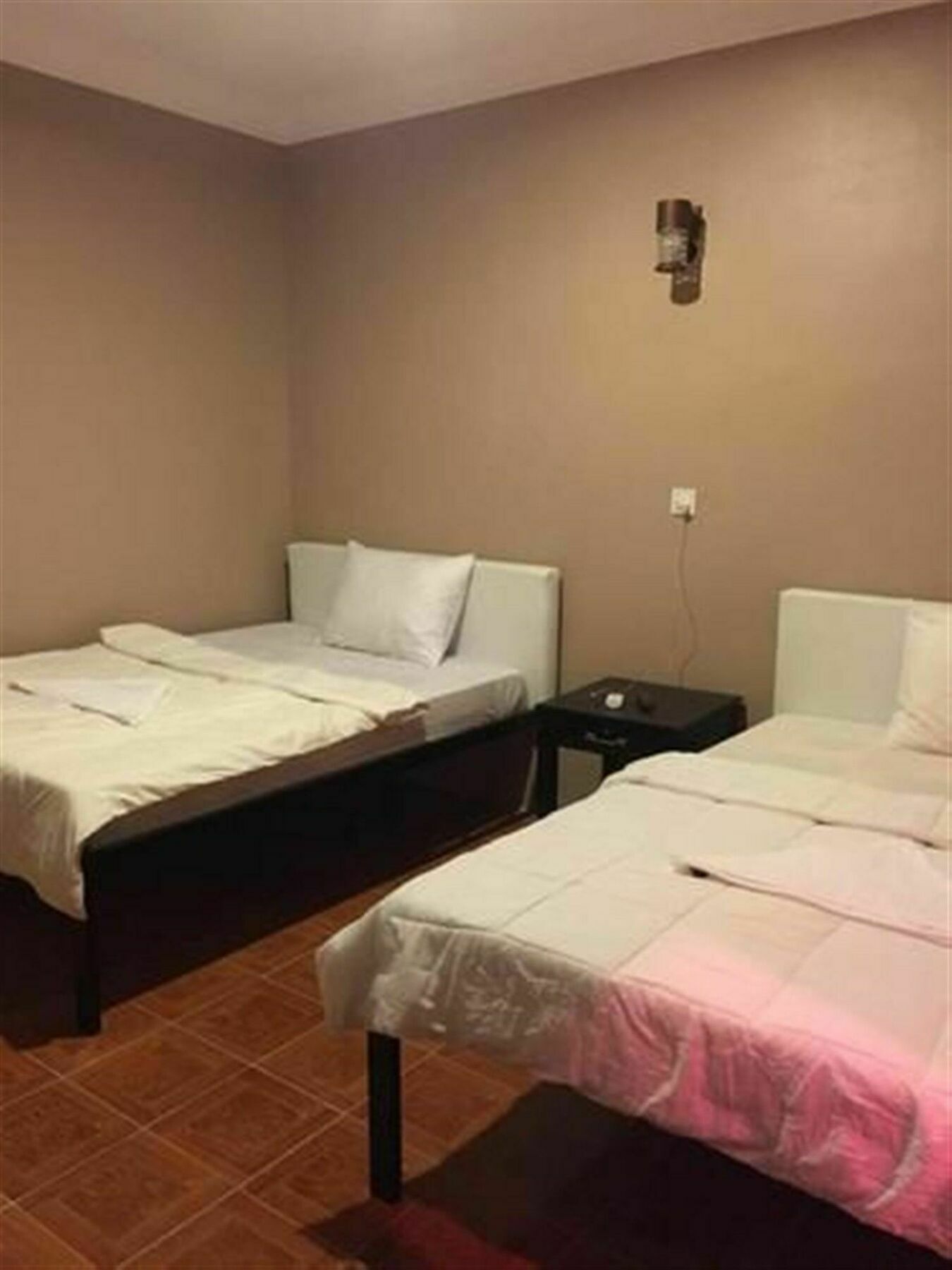 The Happy House Hostel Phnom Penh Ngoại thất bức ảnh
