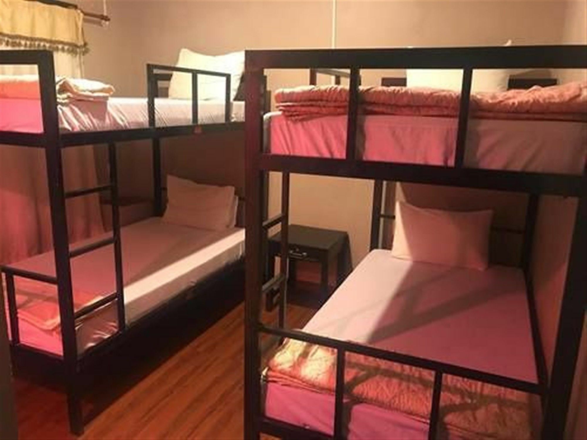 The Happy House Hostel Phnom Penh Ngoại thất bức ảnh