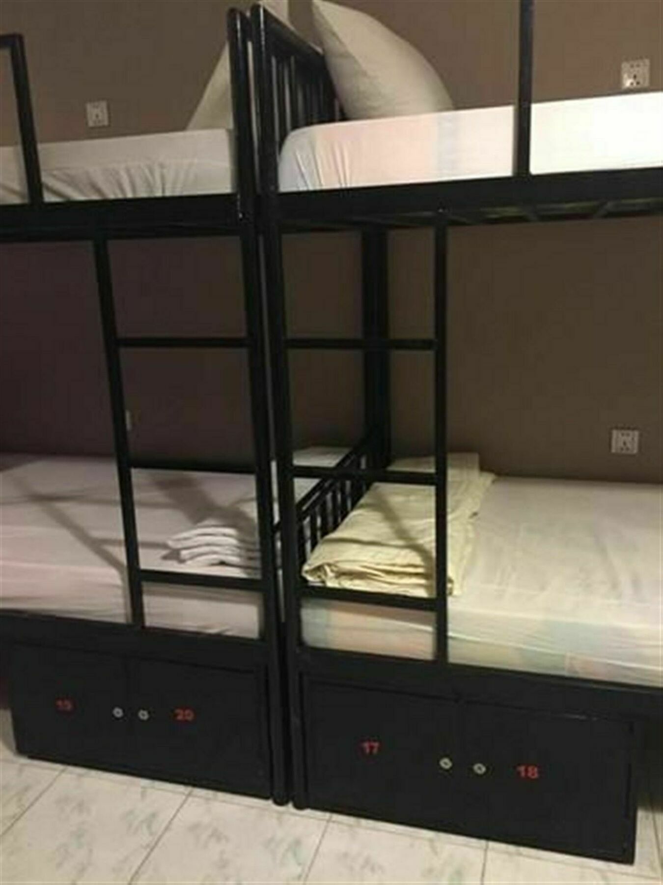The Happy House Hostel Phnom Penh Ngoại thất bức ảnh