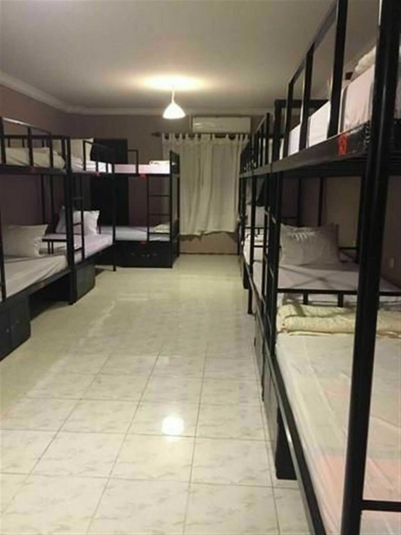 The Happy House Hostel Phnom Penh Ngoại thất bức ảnh