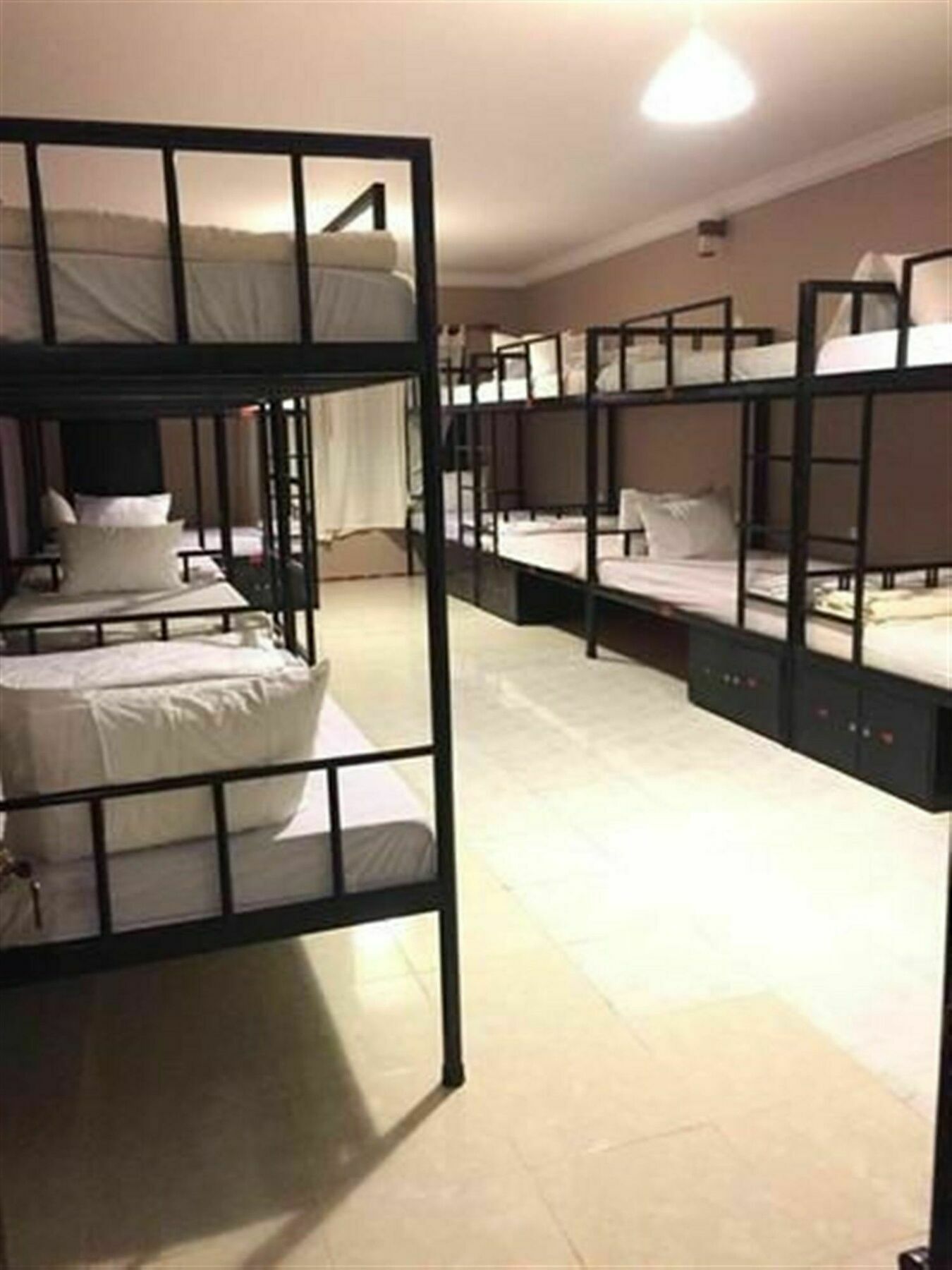 The Happy House Hostel Phnom Penh Ngoại thất bức ảnh